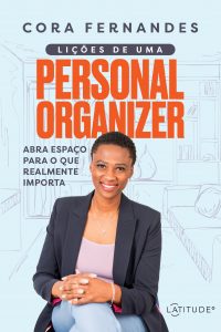 Cora Fernandes lança livro sobre organização - Cora